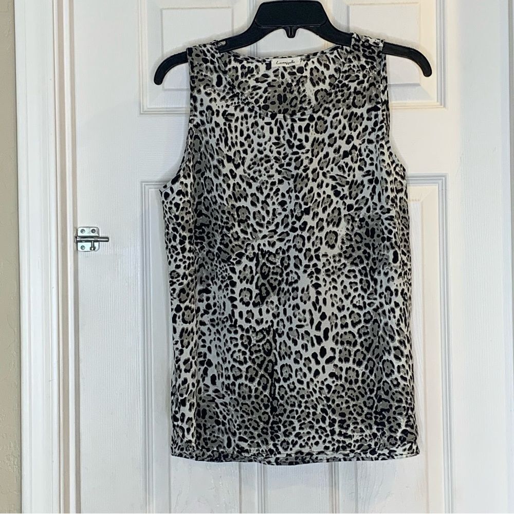 Loveappella Cheetah Print Sleeveless Top Size Medium